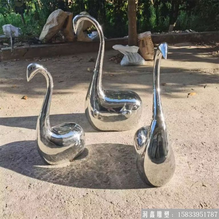 不銹鋼抽象動物鏡面雕塑