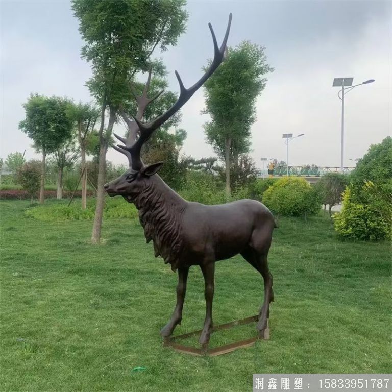 铸铜鹿雕塑 动物鹿雕塑景观