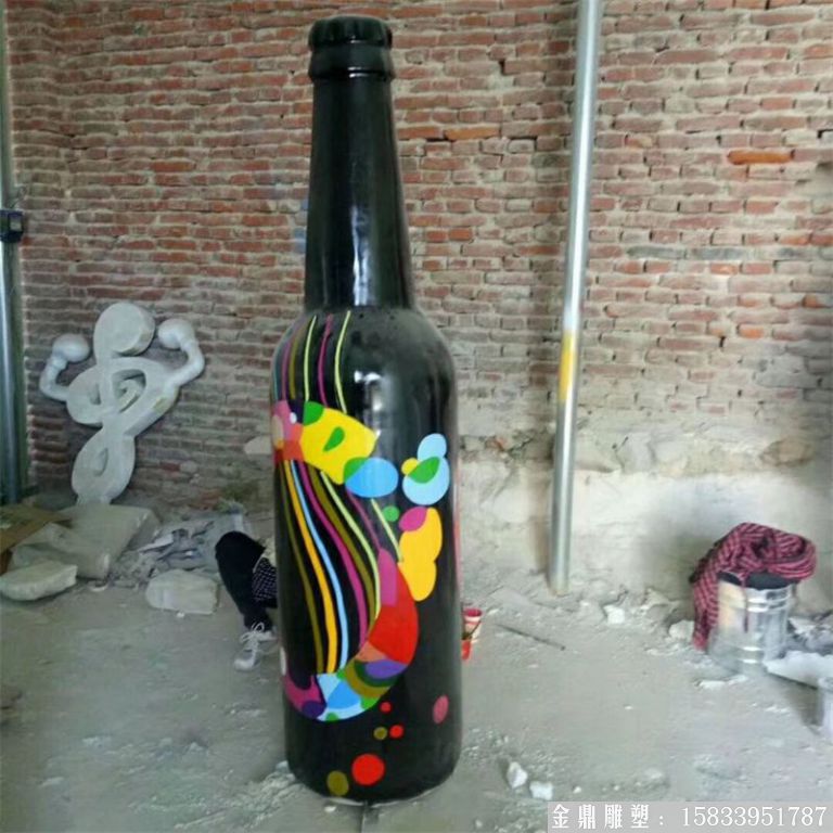 ktv酒瓶雕塑 质美价廉玻璃钢艺术品 (3)